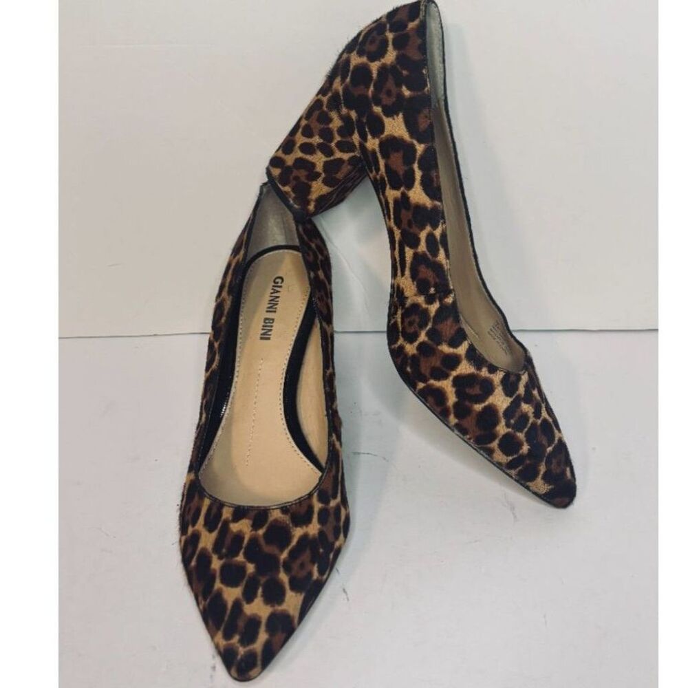 Gianni Bini Leopard Print Calf Hair Pointed Toe Pumps 7M - Picture 2 of 8